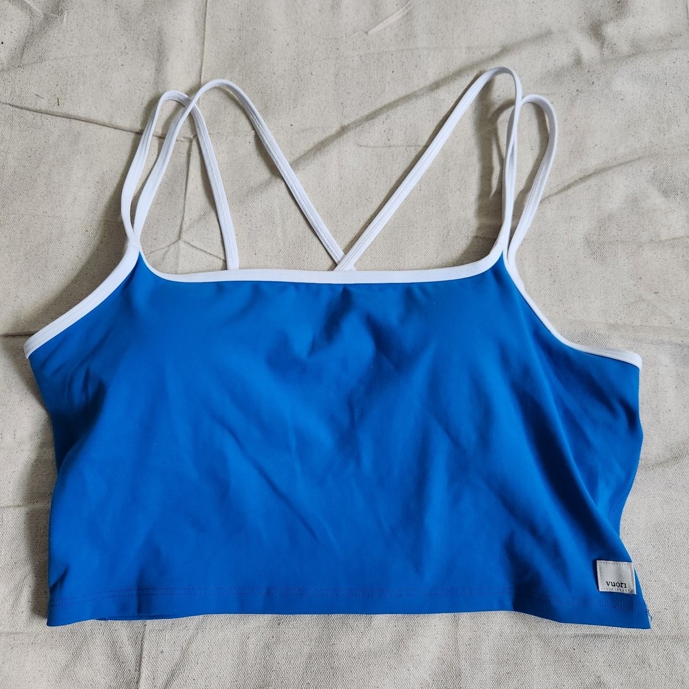 Vuori Daily Layered Tank Top Regatta Blue White Double Strap Built-In Bra Large
